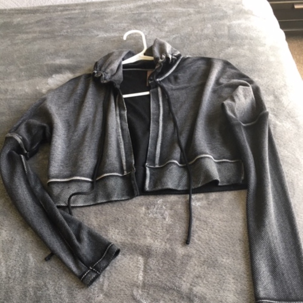 Maaji activewear jacket